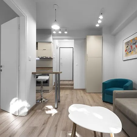 Color Block, Nilie Hospitality Mgmt Thessaloníki