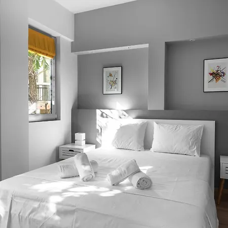 Color Block, Nilie Hospitality Mgmt * Thessaloníki