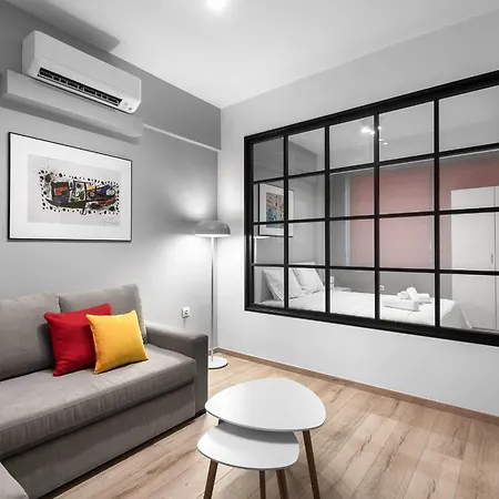 דירה Color Block, Nilie Hospitality Mgmt